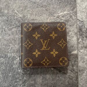 Louis Vuitton LV Monogram Canvas Leather Marco Bifold Vintage Wallet